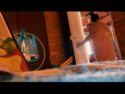 ❤️ ბიძაჩემი მიყვება შხაპში, ის მეჯახება, სანამ შხაპს ვიღებ. უბრალოდ პორნო პორნოში ka.hentai-ita.ru